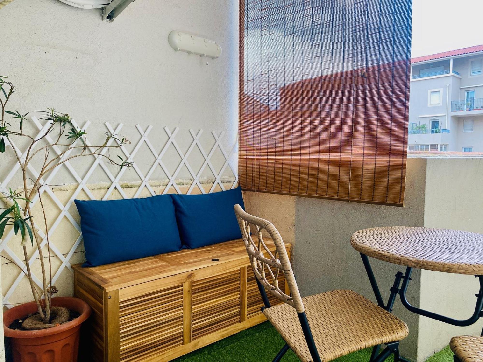 Ferienwohnung Superbe T2 Cote Gare Parking Clim Wifi Terrasse ! Sète Exterior foto