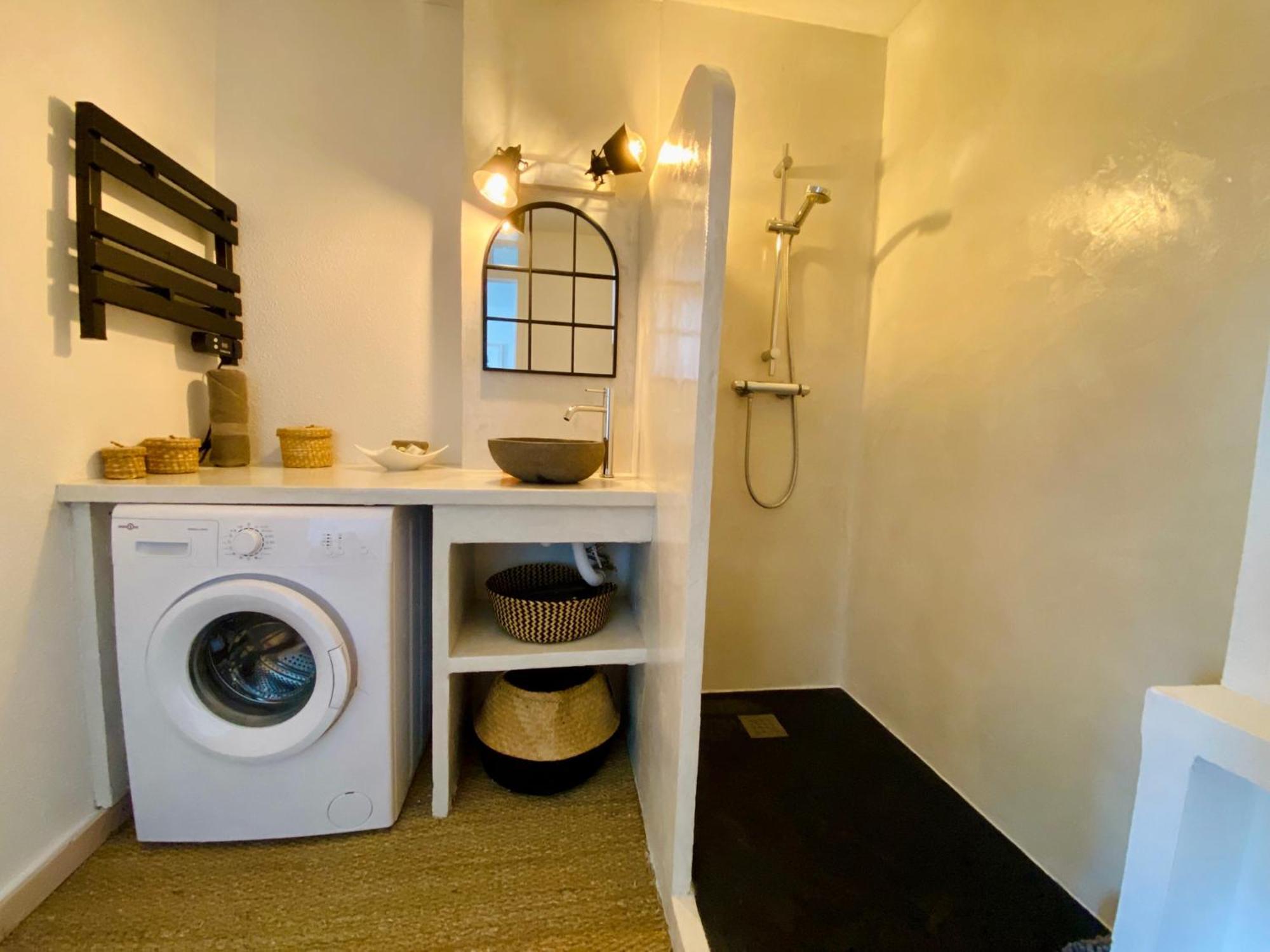 Ferienwohnung Superbe T2 Cote Gare Parking Clim Wifi Terrasse ! Sète Exterior foto