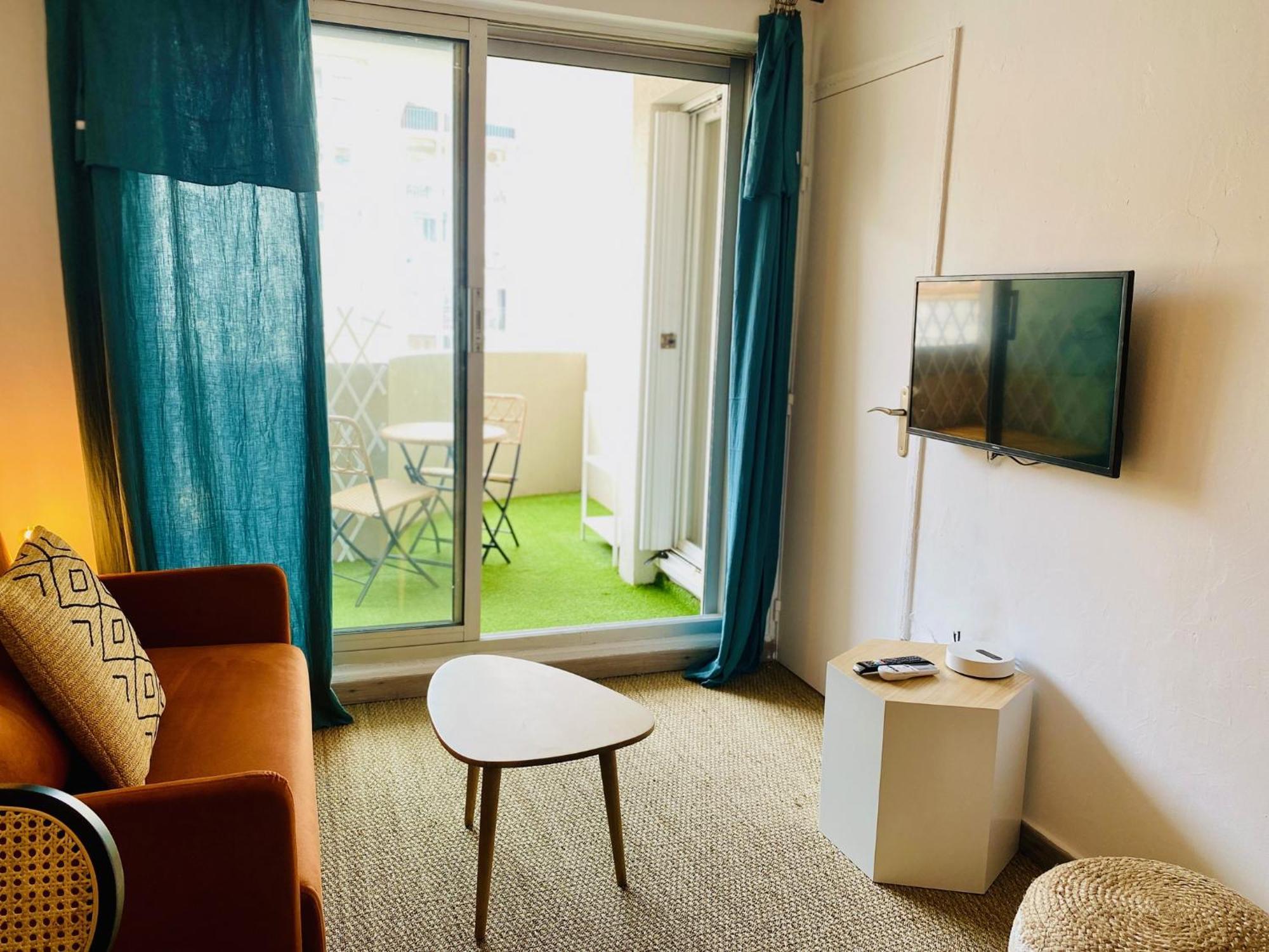 Ferienwohnung Superbe T2 Cote Gare Parking Clim Wifi Terrasse ! Sète Exterior foto