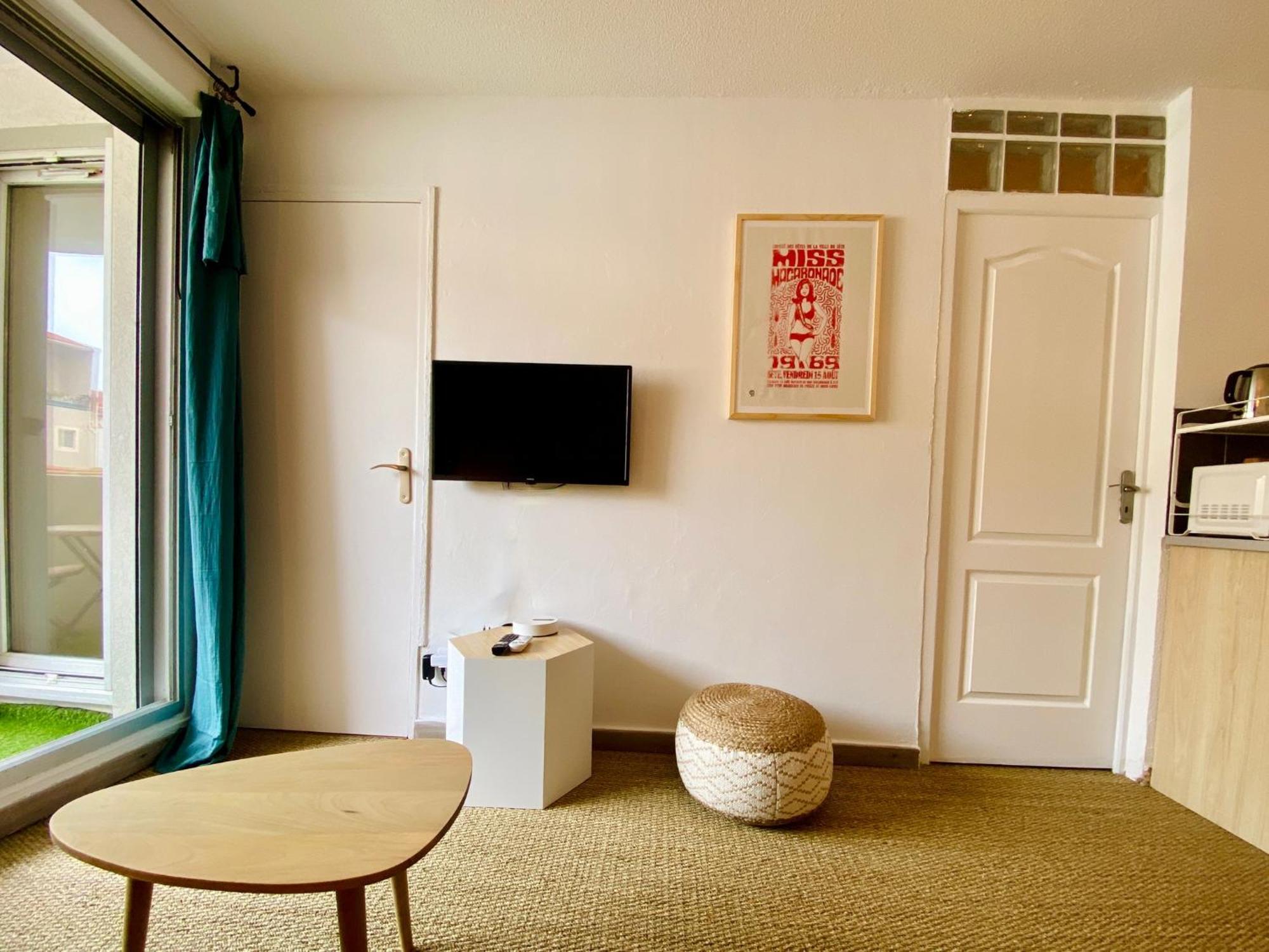 Ferienwohnung Superbe T2 Cote Gare Parking Clim Wifi Terrasse ! Sète Exterior foto